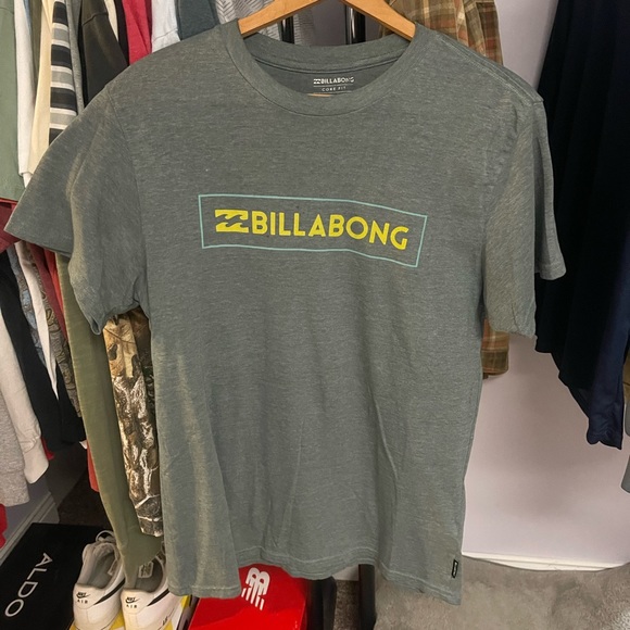 Billabong TShirt - Picture 7 of 7